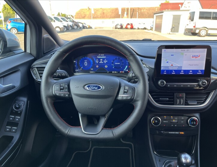 Ford Puma 24