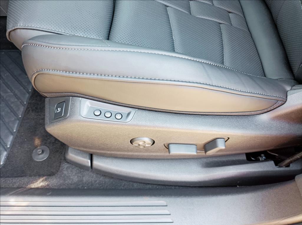 DS Automobiles DS7 Crossback