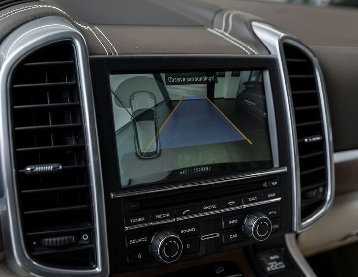 Porsche Cayenne 19