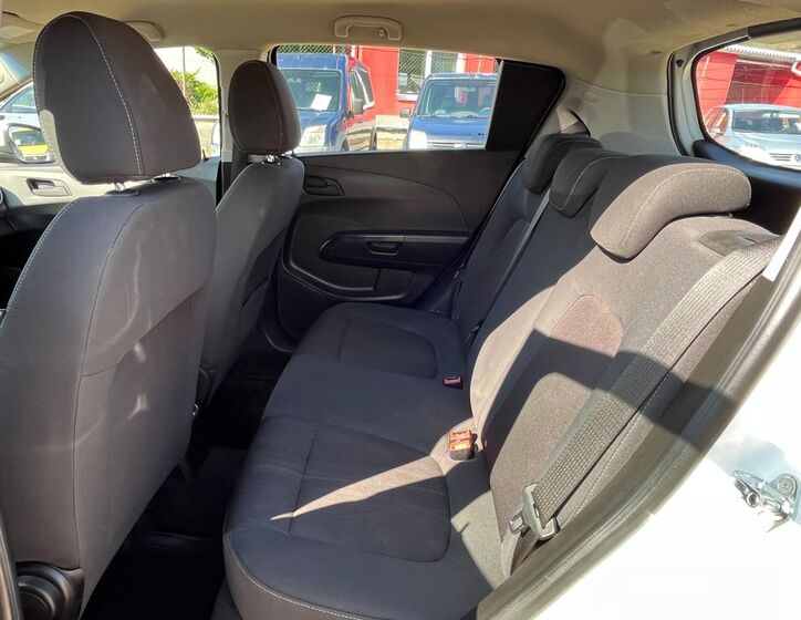 Chevrolet Aveo 15
