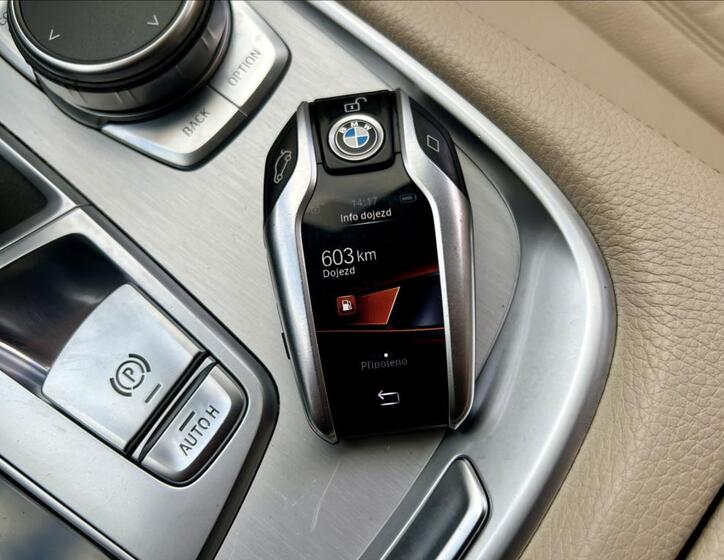 BMW Řada 7 53