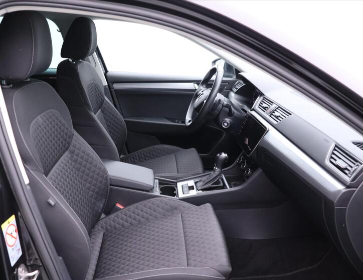 Škoda Superb 13