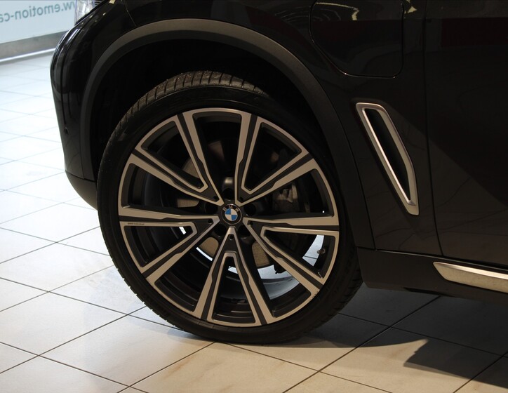 BMW X5 29