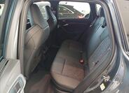 Audi Q6 10