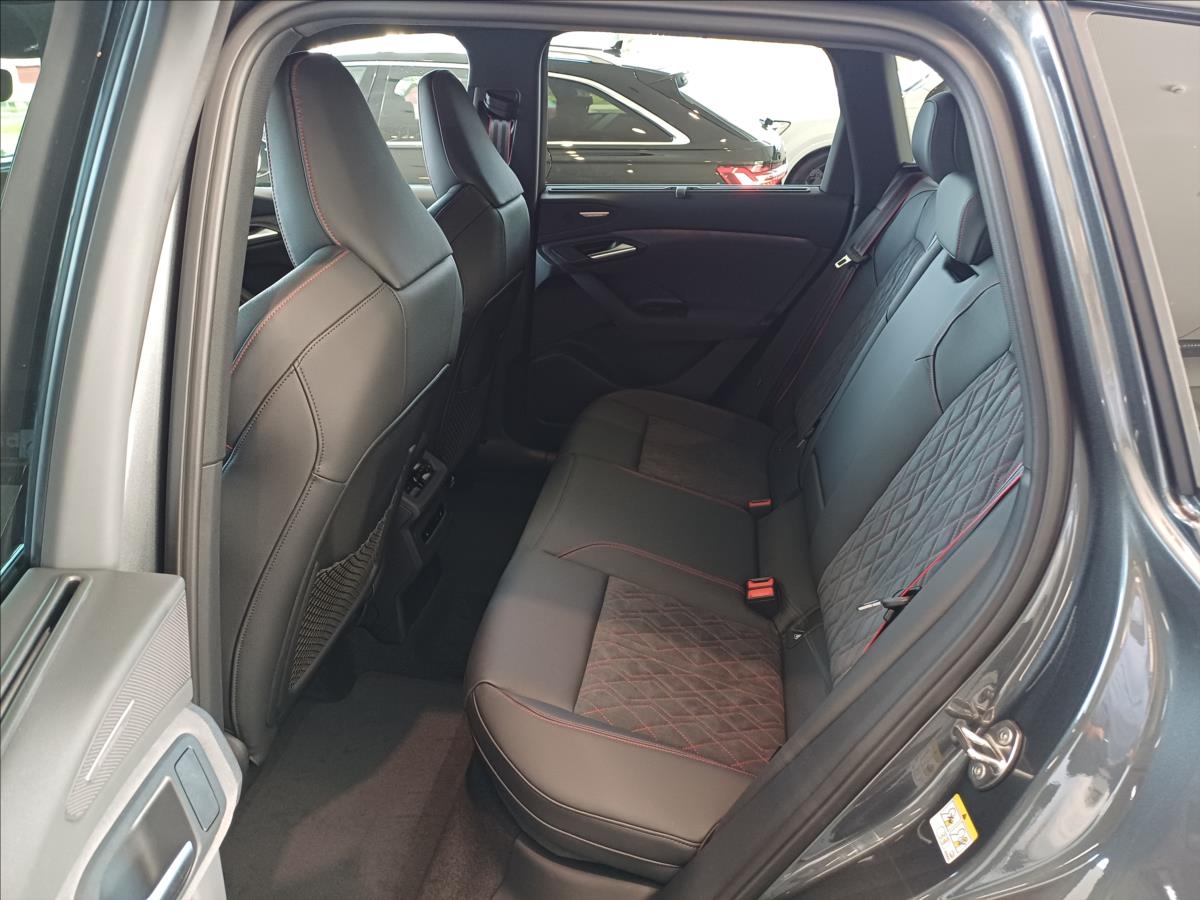 Audi Q6