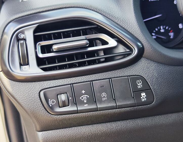 Hyundai i30 30