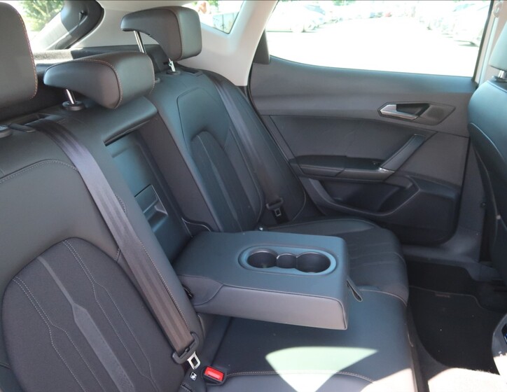 Cupra Formentor 12