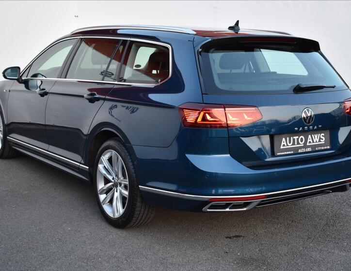 Volkswagen Passat 10