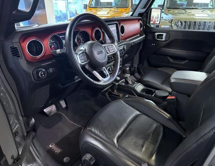 Jeep Wrangler 6