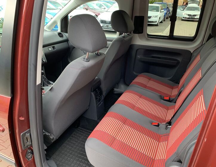 Volkswagen Caddy 16