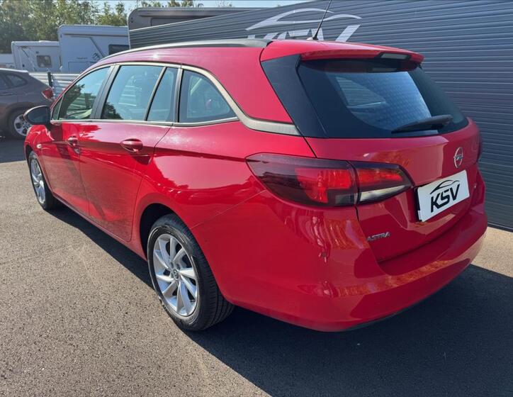 Opel Astra 9