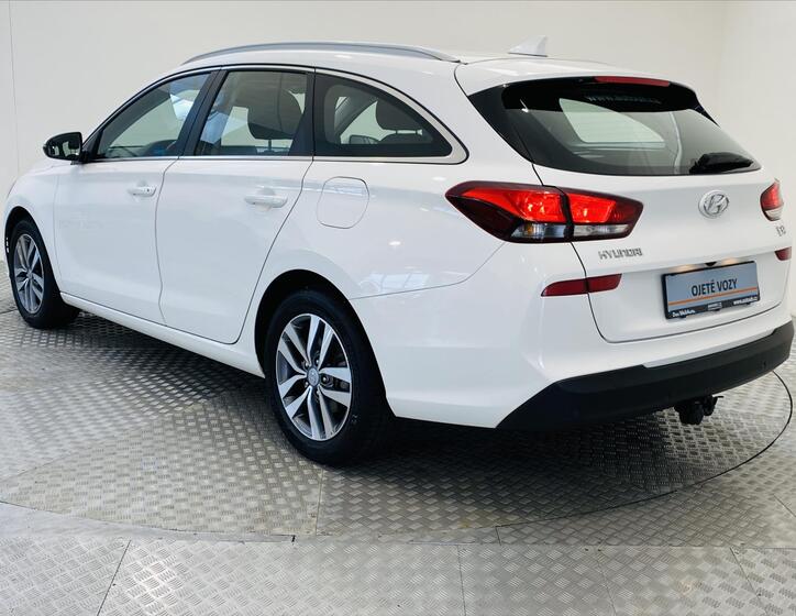 Hyundai i30 23