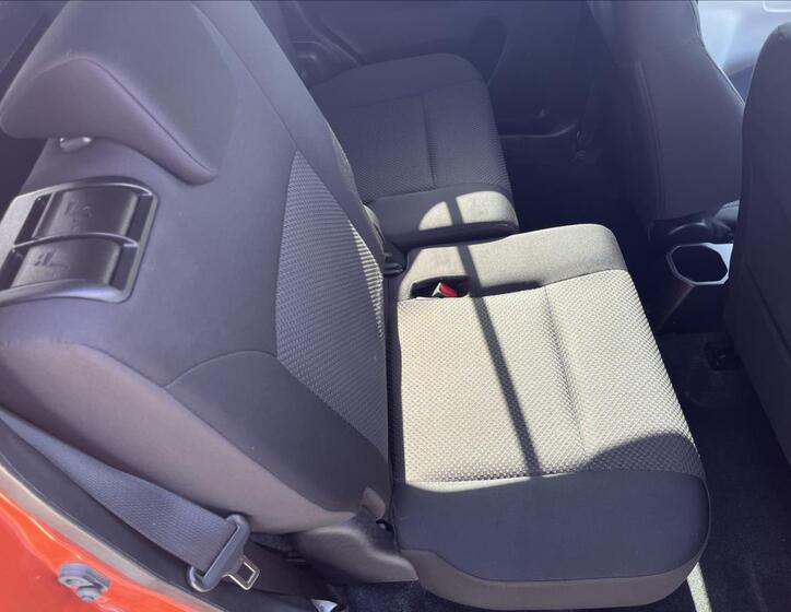 Suzuki Ignis 28