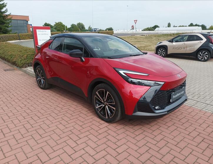 Toyota C-HR 5