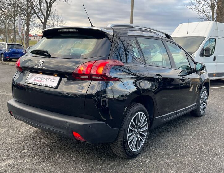 Peugeot 2008 5