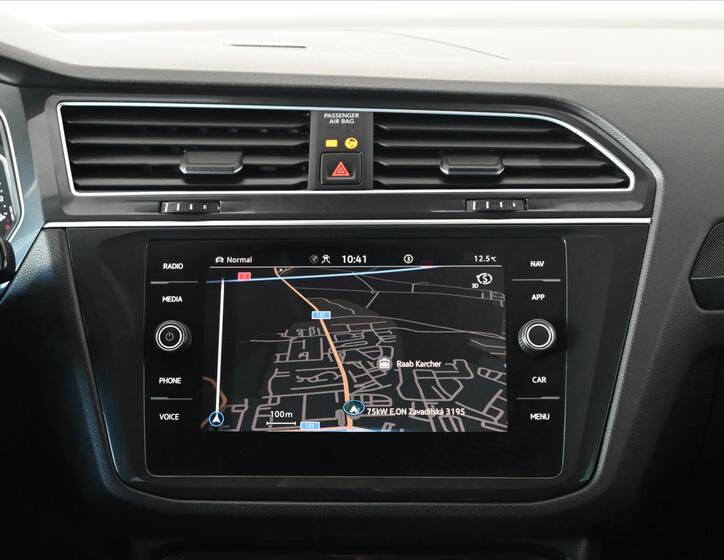 Volkswagen Tiguan 19