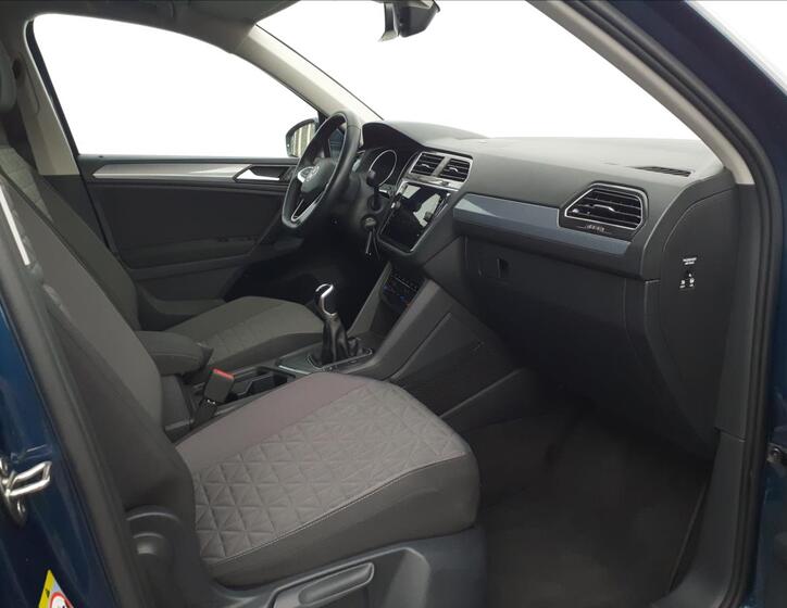Volkswagen Tiguan 17