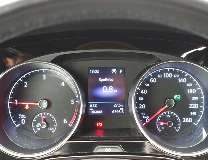 Volkswagen Touran 11