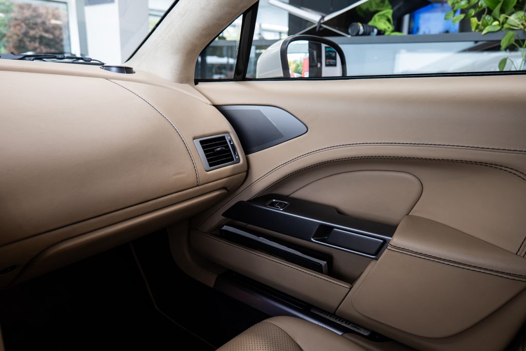 Aston Martin Rapide