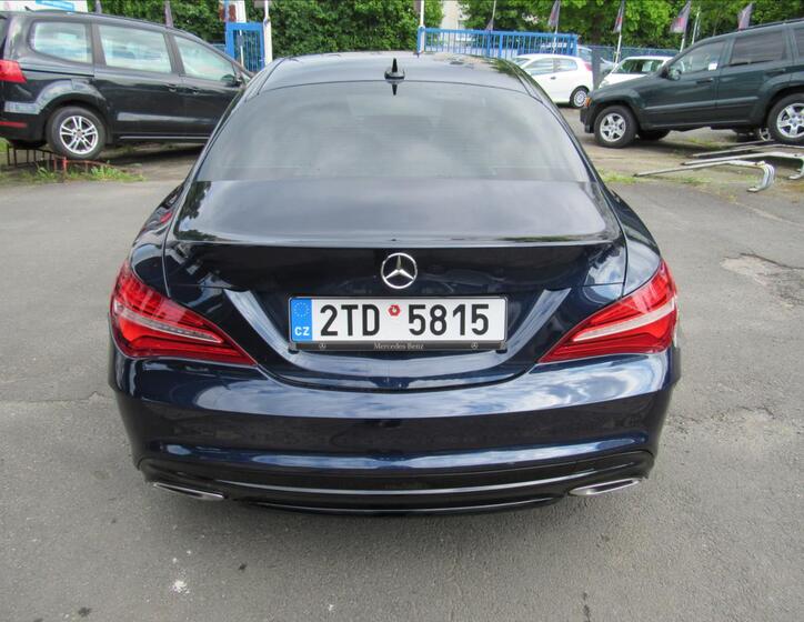 Mercedes-Benz CLA 5