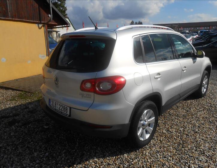 Volkswagen Tiguan 6