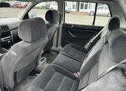 Volkswagen Golf 11