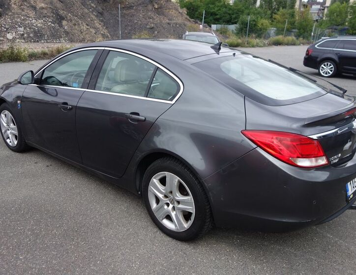 Opel Insignia 8