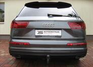 Audi Q7 9