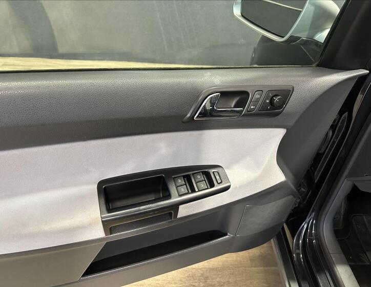 Volkswagen Polo 11