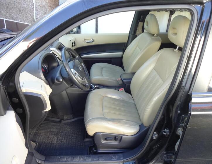 Nissan X-Trail 16