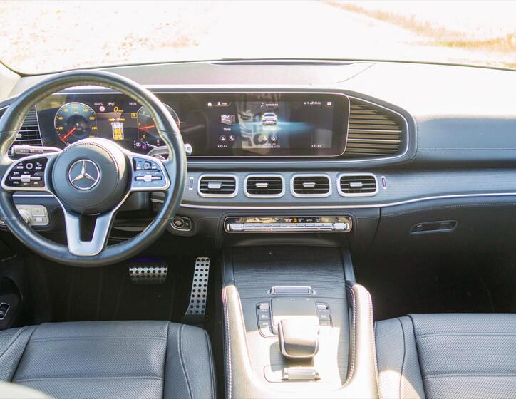 Mercedes-Benz GLS 45