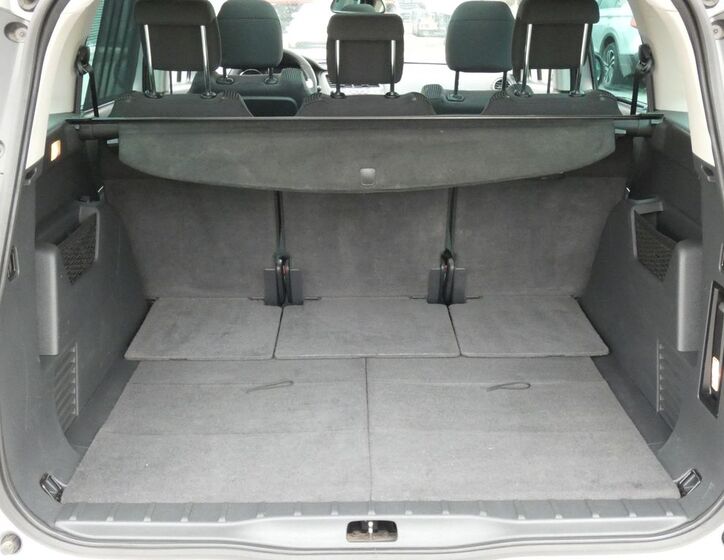 Peugeot 5008 43