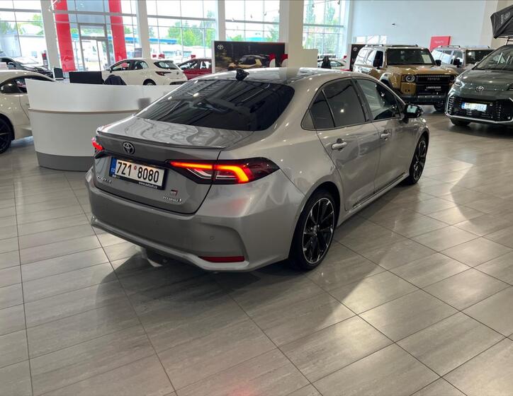 Toyota Corolla 5