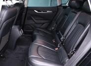 Maserati Levante 16