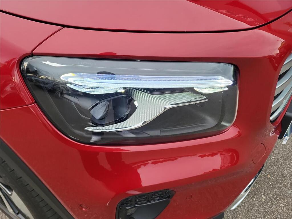 Mercedes-Benz GLB 16
