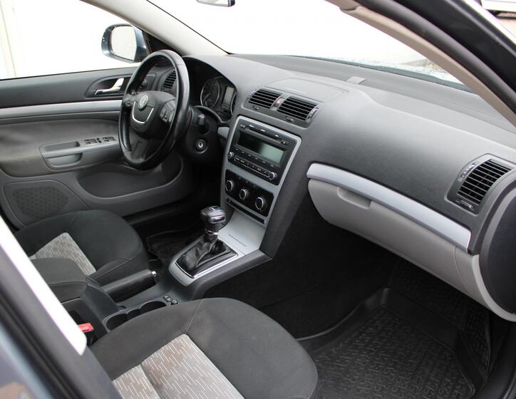 Škoda Octavia 8
