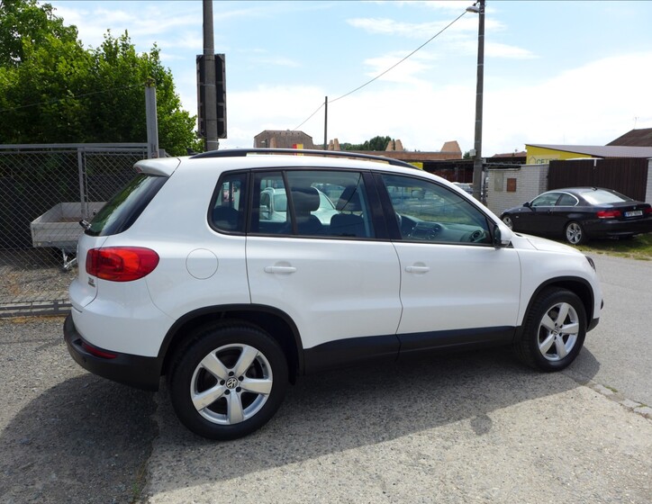 Volkswagen Tiguan 5