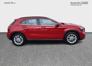 Mercedes-Benz GLA 6