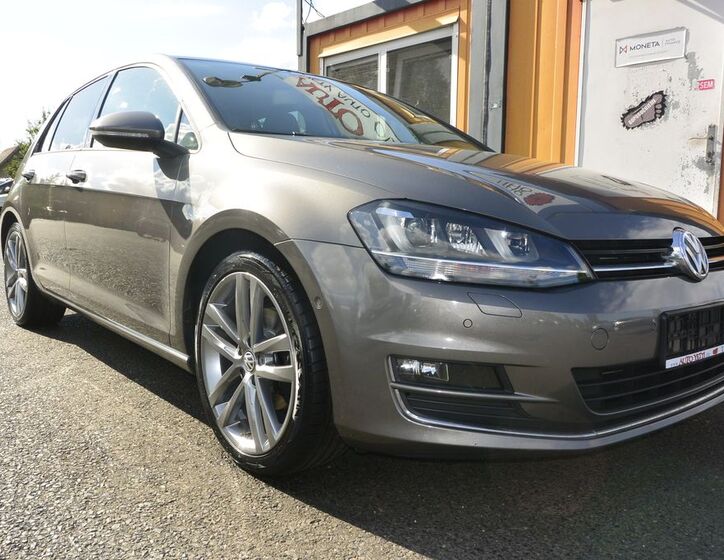 Volkswagen Golf 53
