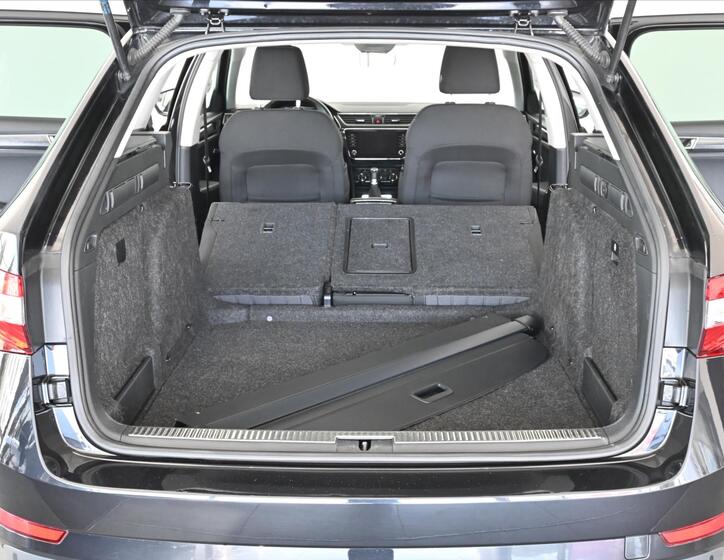 Škoda Superb 7