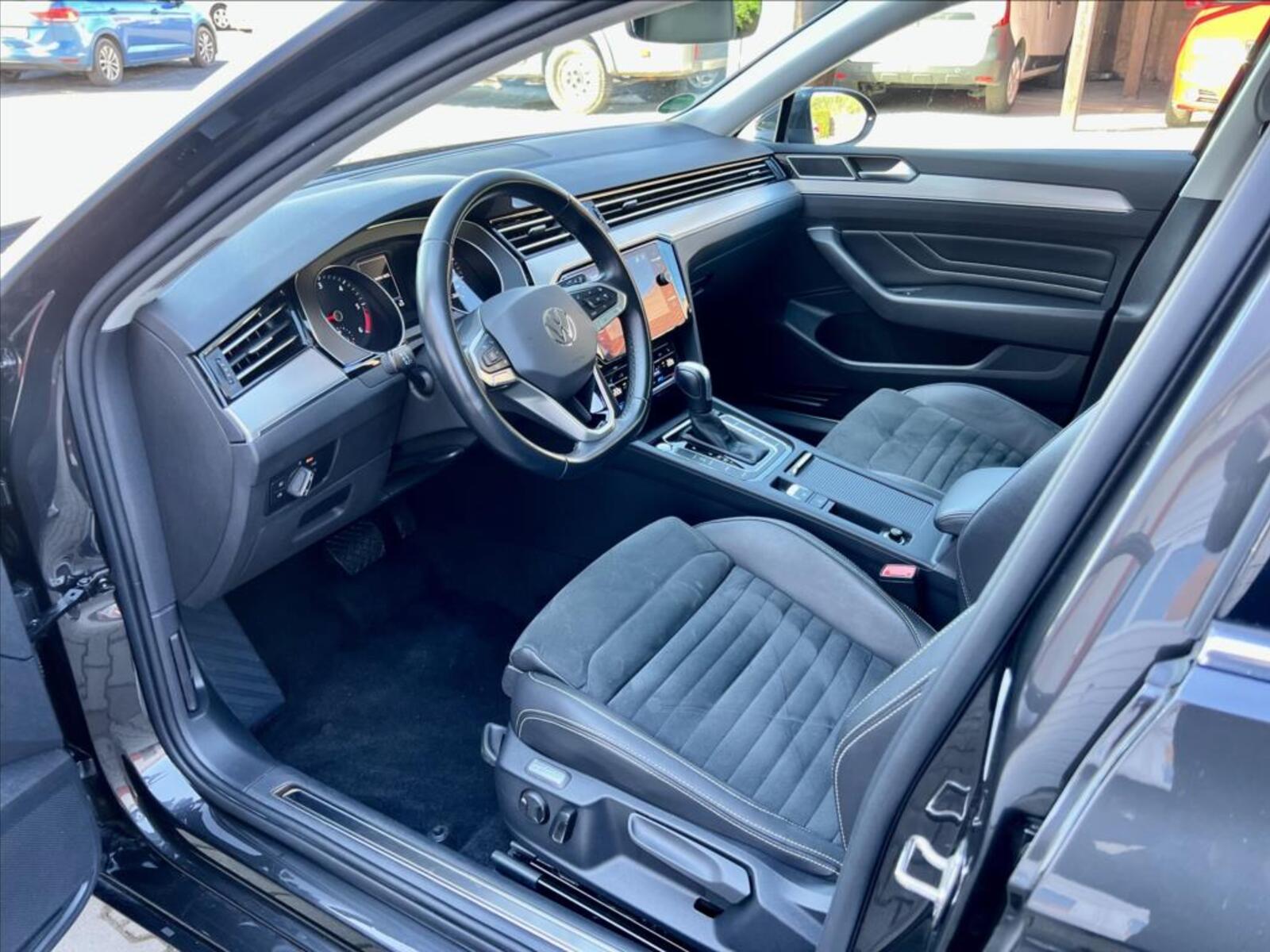 Volkswagen Passat 11