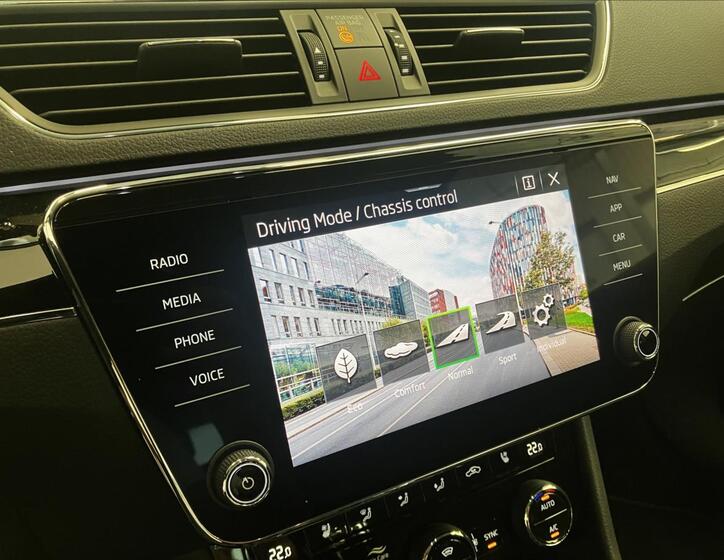 Škoda Superb 10