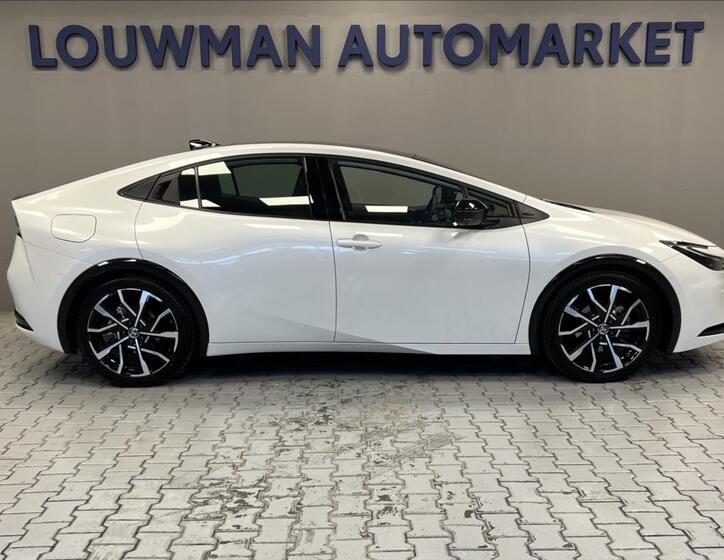 Toyota Prius 14