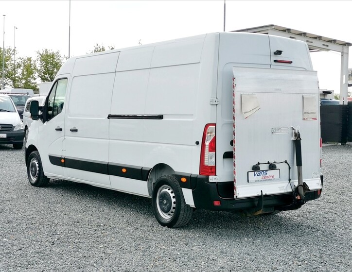 Renault Master 4