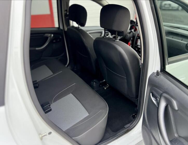 Dacia Duster 16