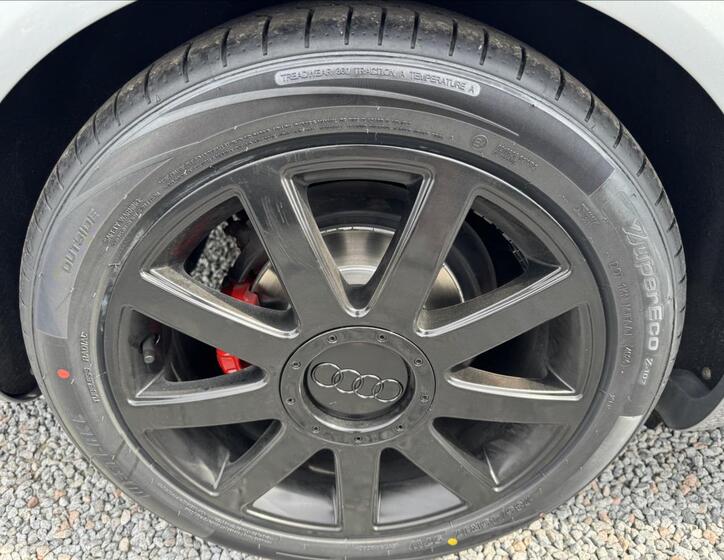 Audi A4 21