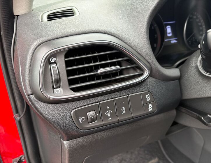 Hyundai i30 19