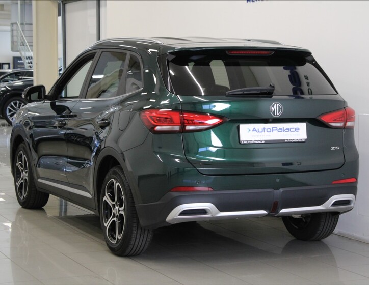MG ZS 3