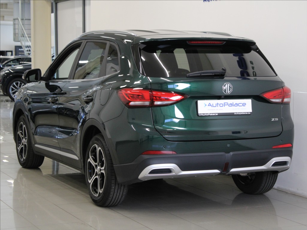 MG ZS
