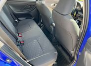 Toyota Yaris 16